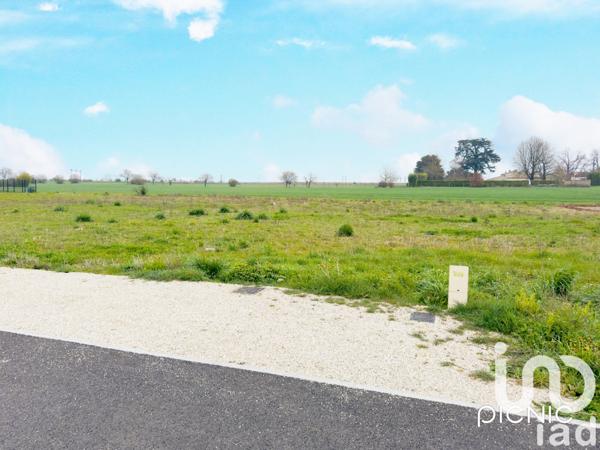 Terrain à vendre 769 m² Roullet-Saint-Estèphe