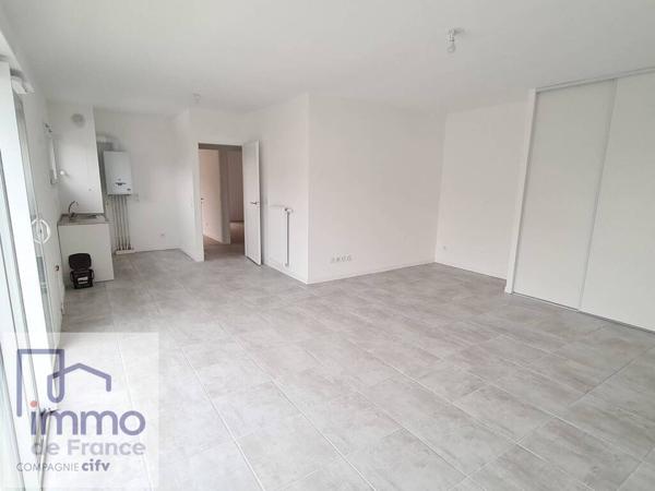 A LOUER - VOIRON / 3 rue Emile ZOLARésidence neuve.  T3 de 68,30m²  situé en rez de jardin