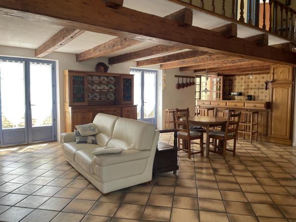 Maison  4 pièce(s)  3 chambre(s)  112 m²