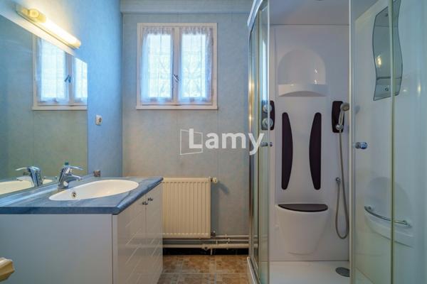 Appartement + parking + annexe