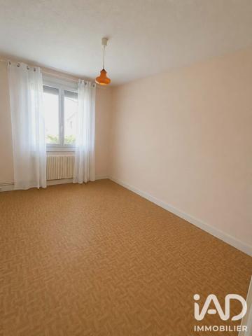 Maison à vendre 4 pièces 75,1 m² Neuville-aux-Bois
