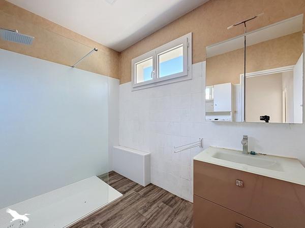 Maison à vendre 187 424 € Le Passage 5 p 119 m² DPE D