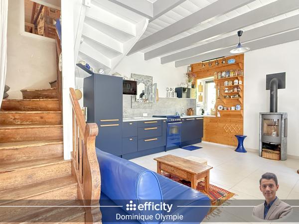 Maison
         3 pièces
        - 75 m² 292 000 € *