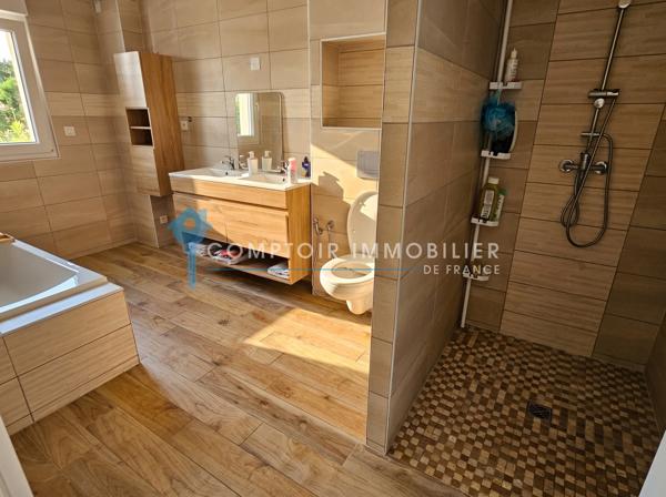 Maison
                                                                                                                                                                                                                                                                                                                        5 pièce(s)                                                                                                                                                                                                          3 chambre(s)                                                                                                                                                                                                          122  m²