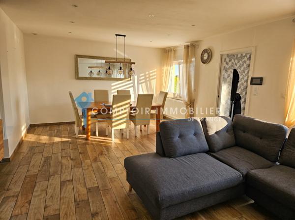 Maison
                                                                                                                                                                                                                                                                                                                        5 pièce(s)                                                                                                                                                                                                          3 chambre(s)                                                                                                                                                                                                          122  m²