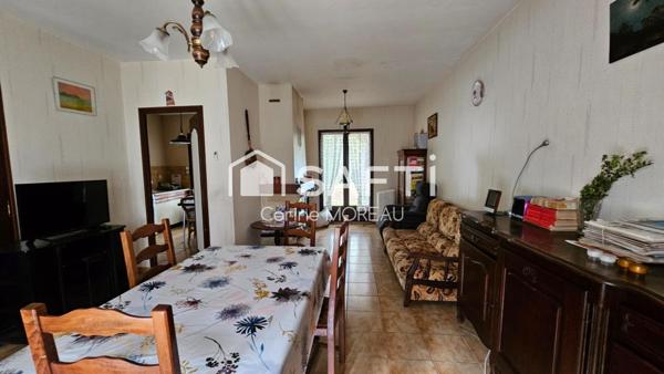 charmante maison de 70m2 ,avec terrain arboré et clôturé