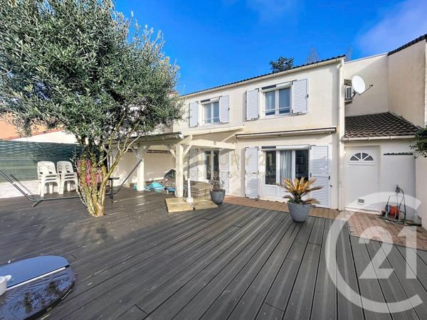 Maison à vendre  5 pièces - 93 m2 VILLEFONTAINE - 38