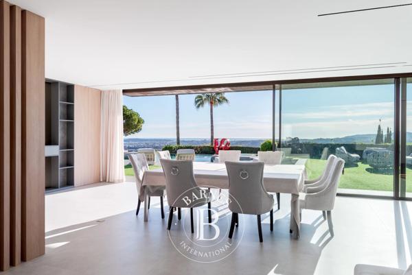 Villeneuve-Loubet, Villa 5 Chambres -  397 m² à vendre