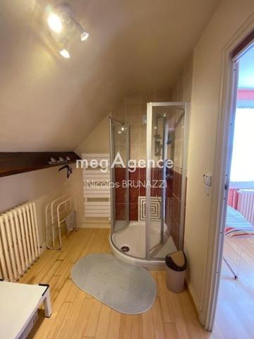 Maison à VIMOUTIERS, 61120 - 7 pièces 155m²