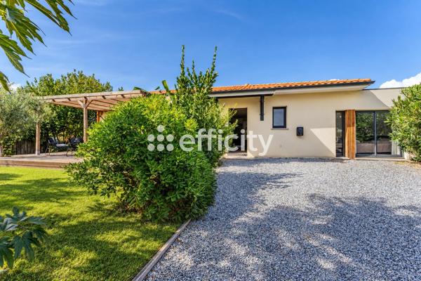 Maison
         5 pièces
        - 143 m² 509 600 € *