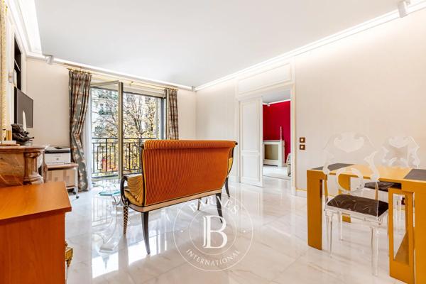 Paris 8ème, Appartement  89 m² à vendre