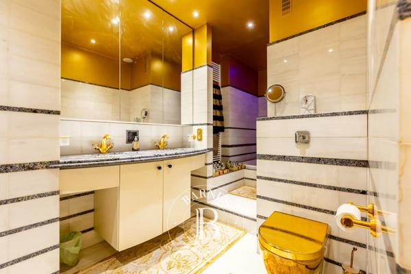 Paris 8ème, Appartement  89 m² à vendre