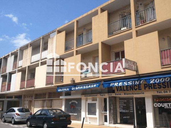 Location Appartement 3 pièces 54.77 m² - 3 SQUARE DE LA VISITATION Valence 26000