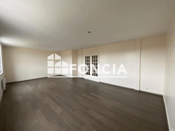 Location Appartement 5 pièces 108.85 m² - 6 A 12 AVENUE G.CORNEAU Charleville-mezieres 08000