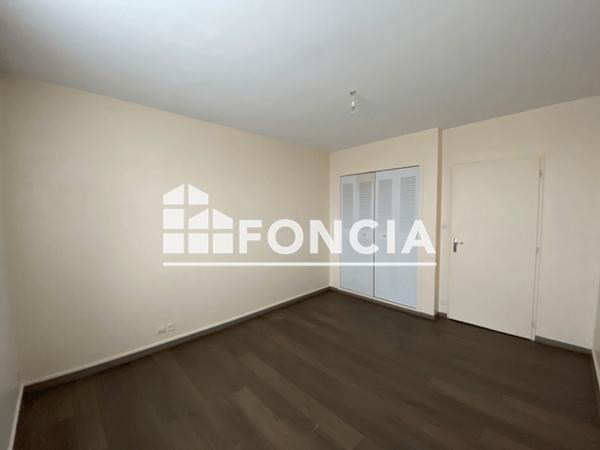 Location Appartement 5 pièces 108.85 m² - 6 A 12 AVENUE G.CORNEAU Charleville-mezieres 08000