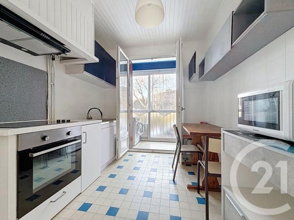 Appartement T3 à vendre  3 pièces - 57,75 m2 MARSEILLE - 13008