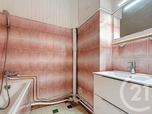 Appartement T3 à vendre  3 pièces - 57,75 m2 MARSEILLE - 13008