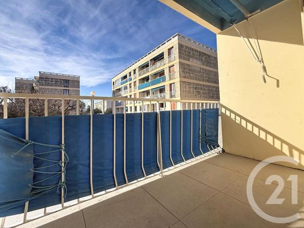 Appartement T3 à vendre  3 pièces - 57,75 m2 MARSEILLE - 13008