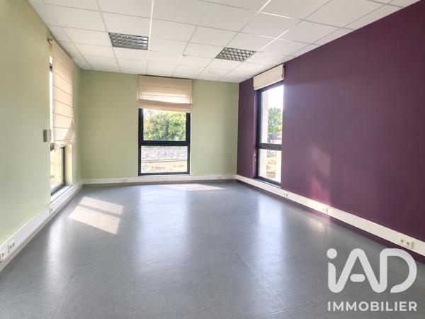 Murs commerciaux  à vendre 200 m² Gond-Pontouvre