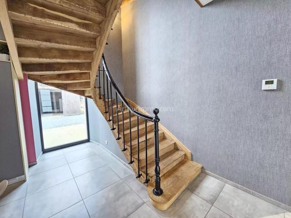 Vente Maison 9 pièces 225 m2 à Guingamp