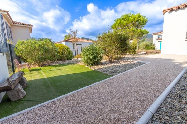 Agréable maison dans domaine sécurisé