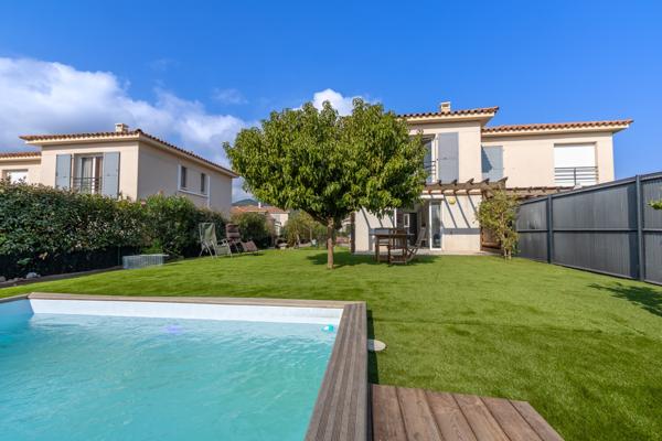 Agréable maison dans domaine sécurisé