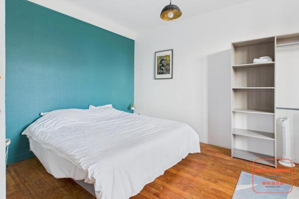 MAISON 4 CHAMBRES AU COEUR DU VILLAGE AVEC JARDIN