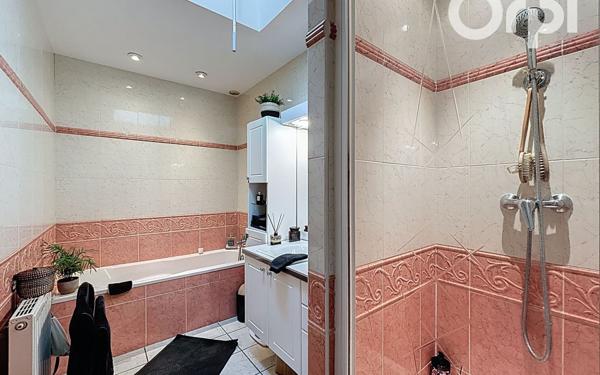 Maison à vendre    5 pièces • 140 m2 Ville-la-Grand