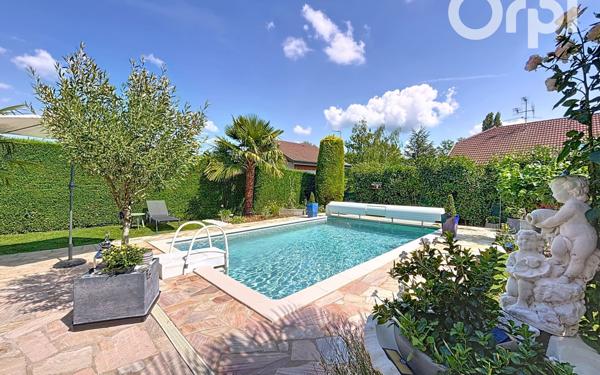 Maison à vendre    5 pièces • 140 m2 Ville-la-Grand