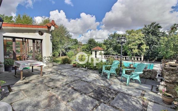 Maison à vendre    7 pièces • 239 m2 Grigny