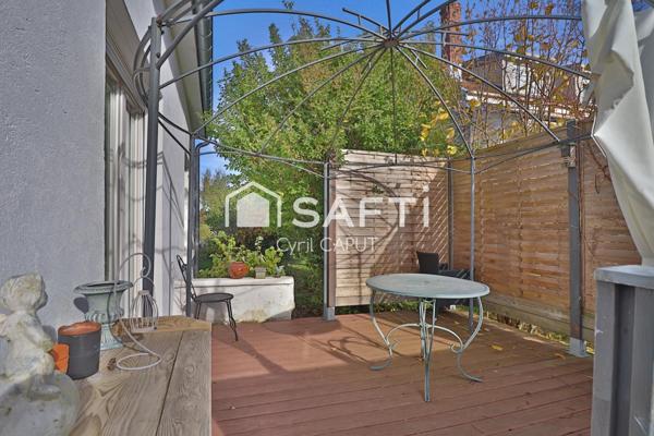 Individuelle de plain pied sur sous sol, 11 ares