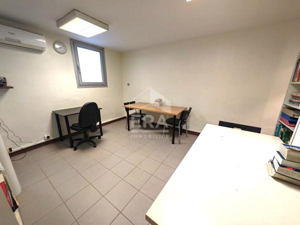 Bureaux / Local commercial à vendre à Marseille - 13004