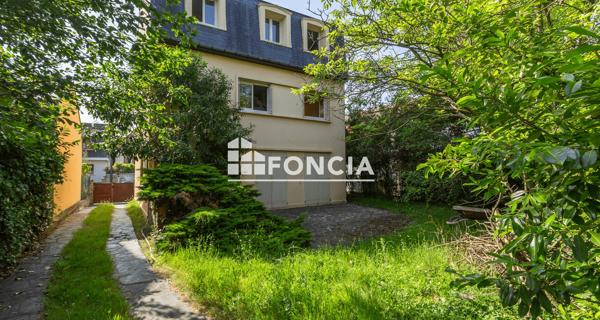 À vendre Maison 7 pièces 165.39 m² - Antony 92160