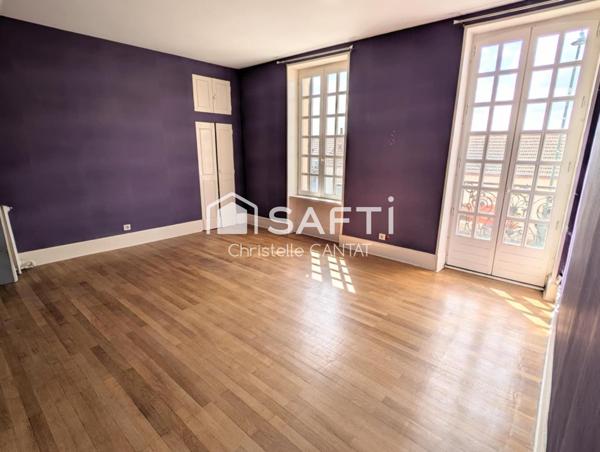 Maison 180 m², 4 chambres, garage terrain clos.