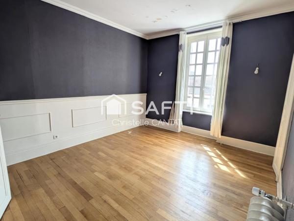 Maison 180 m², 4 chambres, garage terrain clos.
