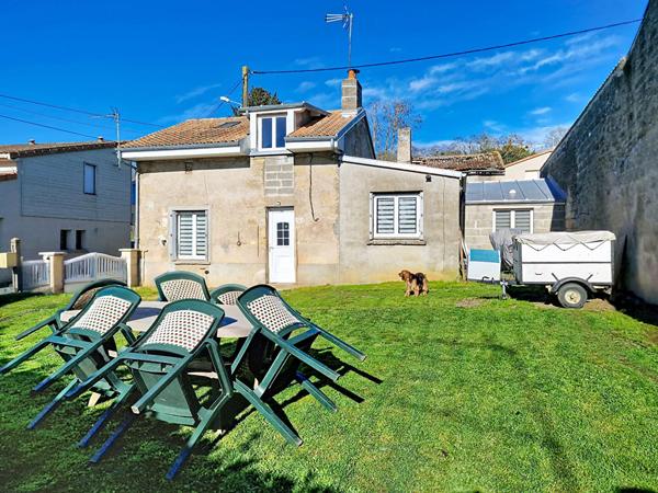 Maison Doue En Anjou 3 pièce(s)