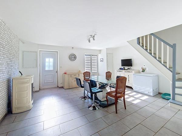 Maison Doue En Anjou 3 pièce(s)