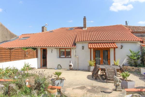 Maison à vendre à Clessé (79350) - Deux-Sèvres