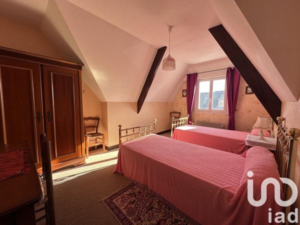 Maison traditionnelle 5 pièces de 118 m² à Treffiagat (29730)