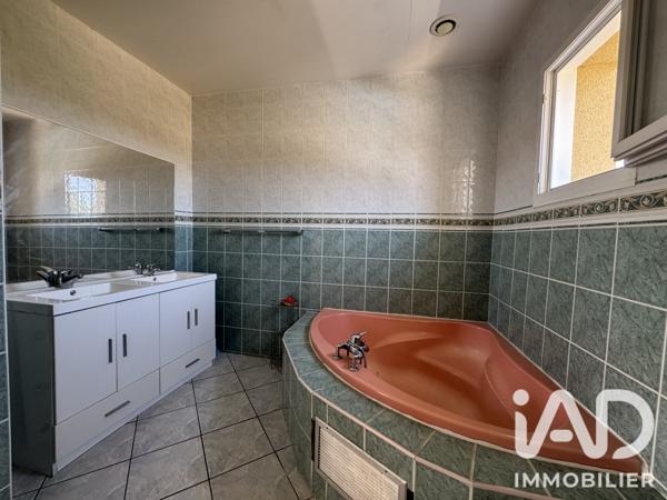 Maison à vendre 6 pièces 109 m² Feurs