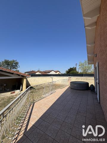 Maison à vendre 6 pièces 109 m² Feurs