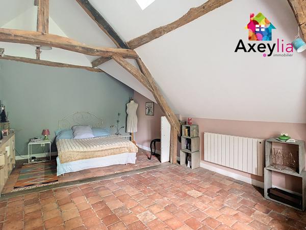 Charolles (71120) A VENDRE- CHAROLLES- MAISON FAMILIALE AVEC 5 GRANDES CHAMBRES ET JARDIN