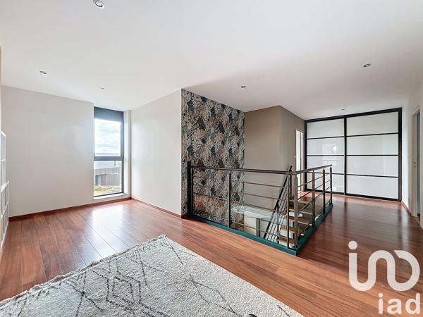 Maison à vendre 8 pièces 215 m² Laval