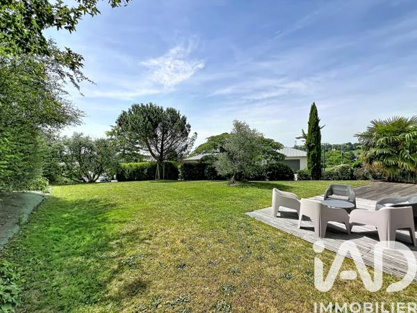 Maison à vendre 8 pièces 215 m² Laval