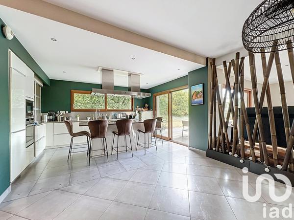 Maison à vendre 8 pièces 215 m² Laval