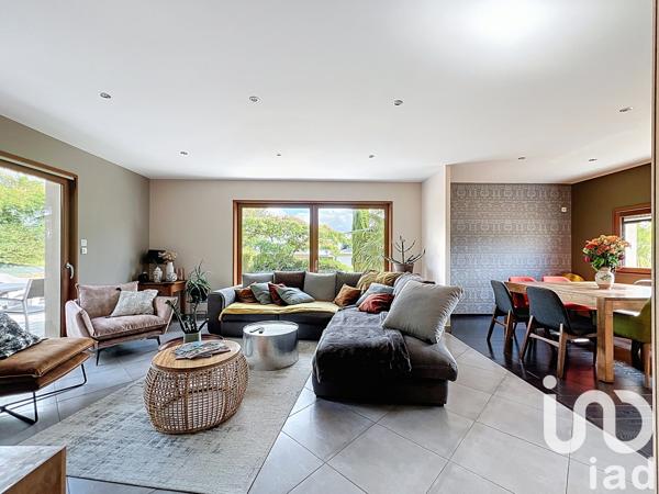 Maison à vendre 8 pièces 215 m² Laval