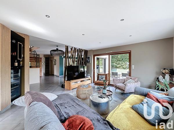 Maison à vendre 8 pièces 215 m² Laval