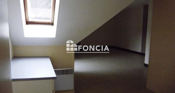 Location Appartement 3 pièces 71 m² - ÉTampes 91150