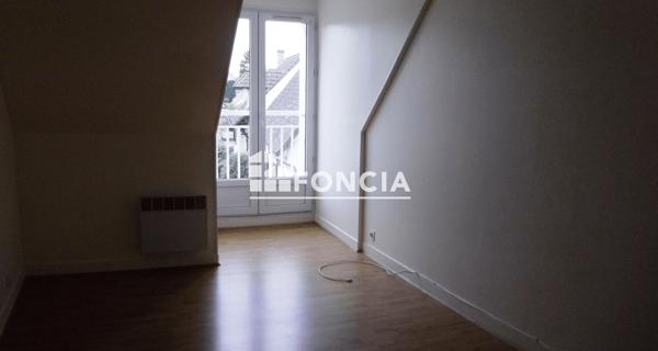 Location Appartement 3 pièces 71 m² - ÉTampes 91150