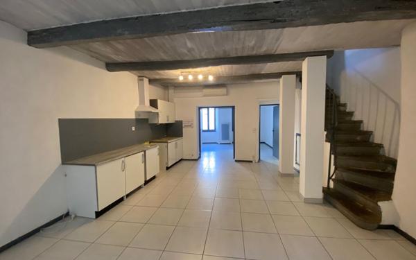 Maison à vendre    5 pièces •  Joyeuse